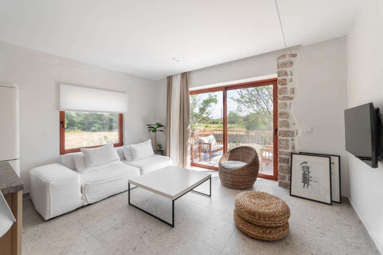 Kampus Luxury Villas Tríkala エクステリア 写真