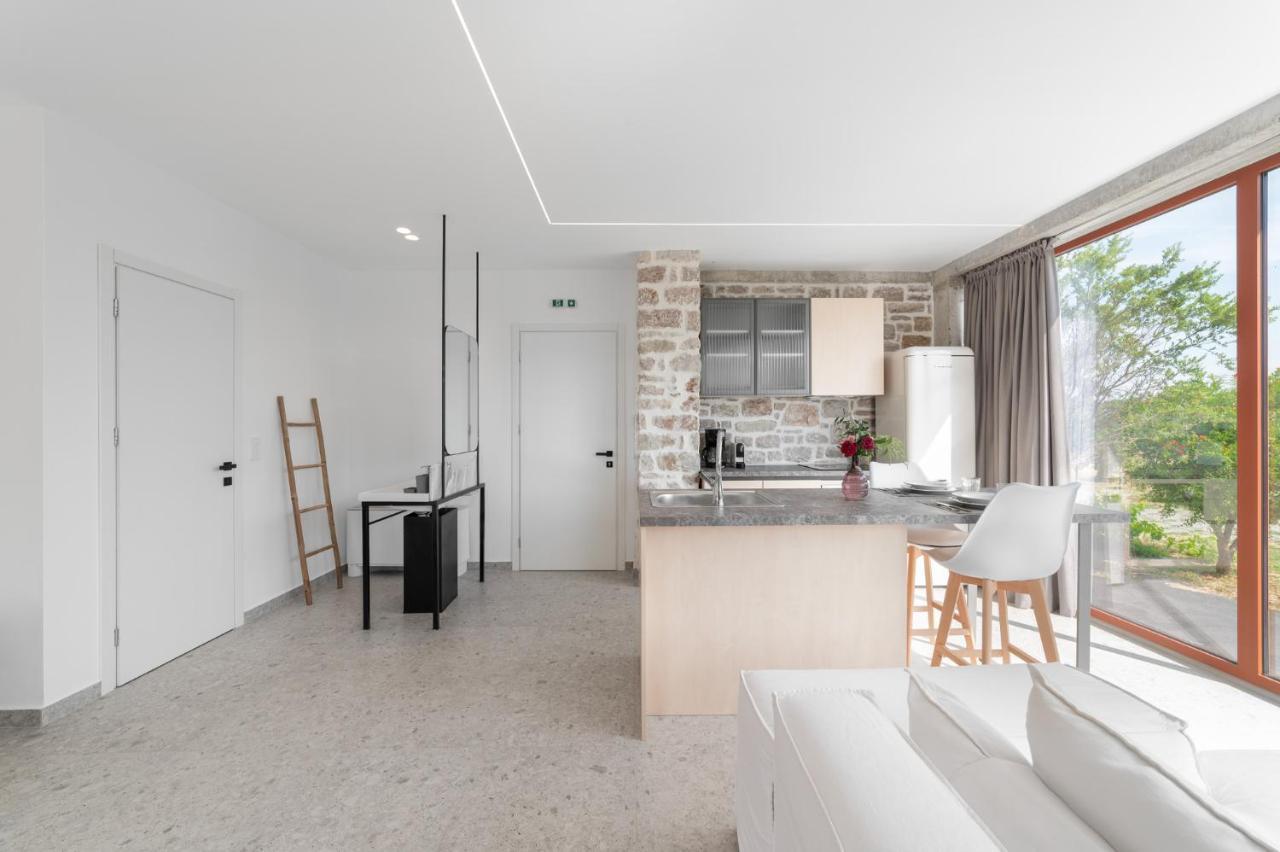 Kampus Luxury Villas Tríkala エクステリア 写真